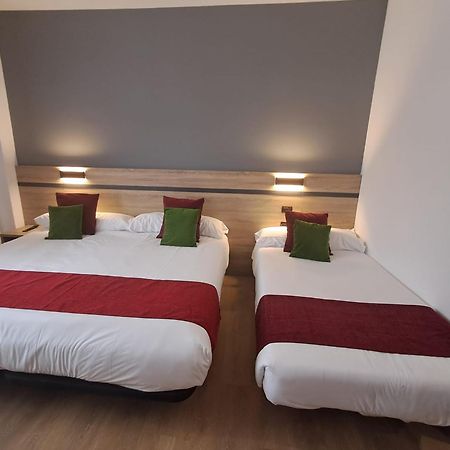 Hotel Alda Malvasia Haro Extérieur photo