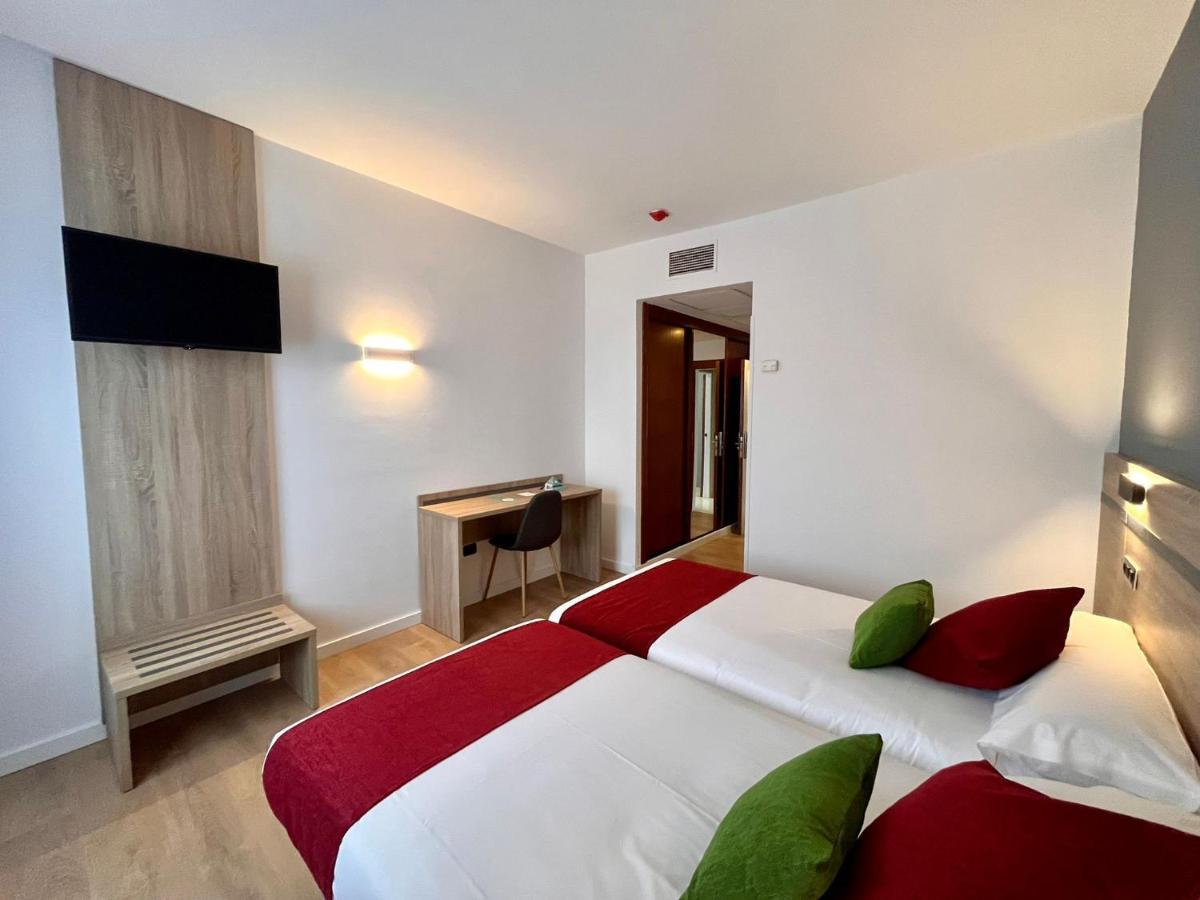 Hotel Alda Malvasia Haro Extérieur photo