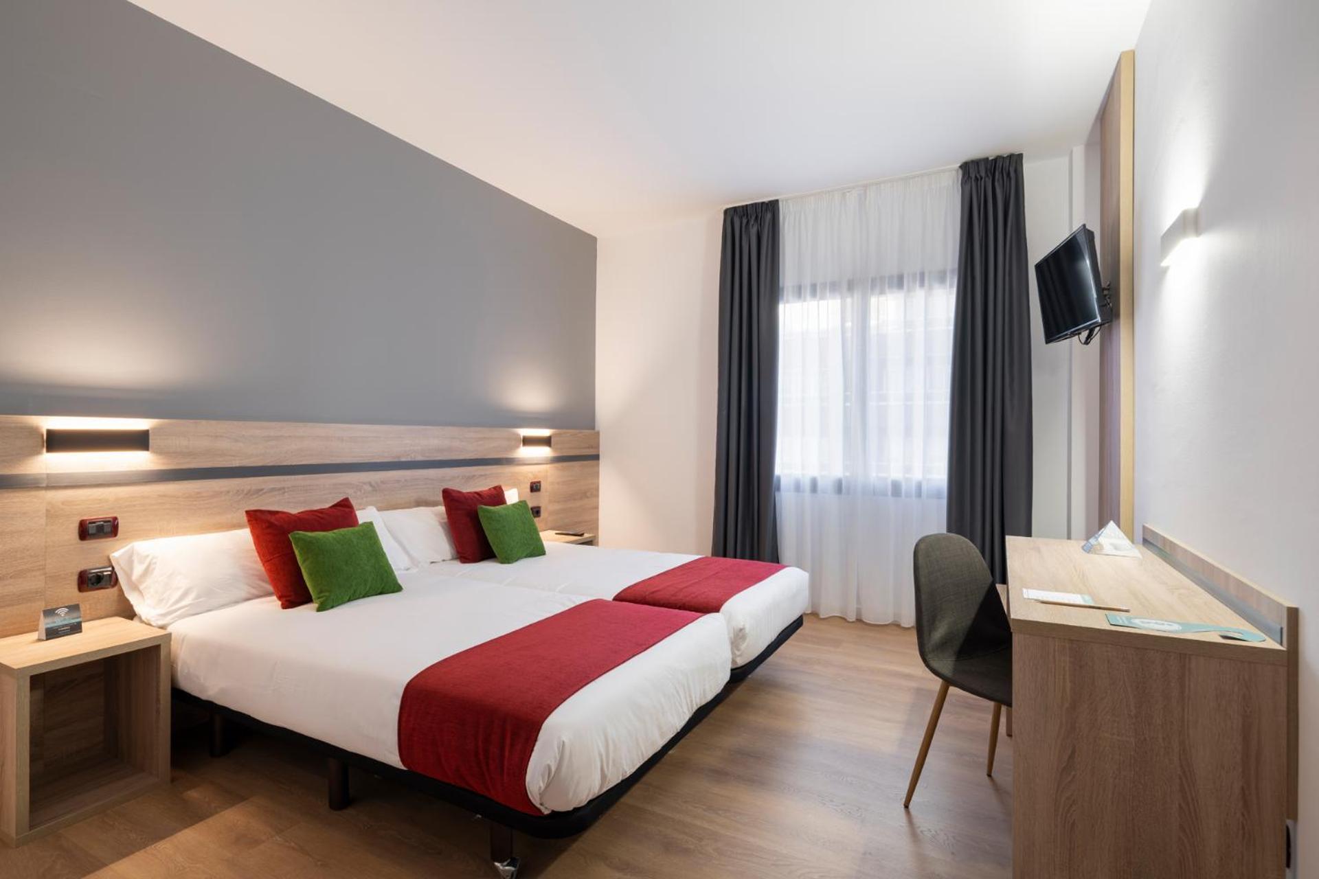 Hotel Alda Malvasia Haro Extérieur photo