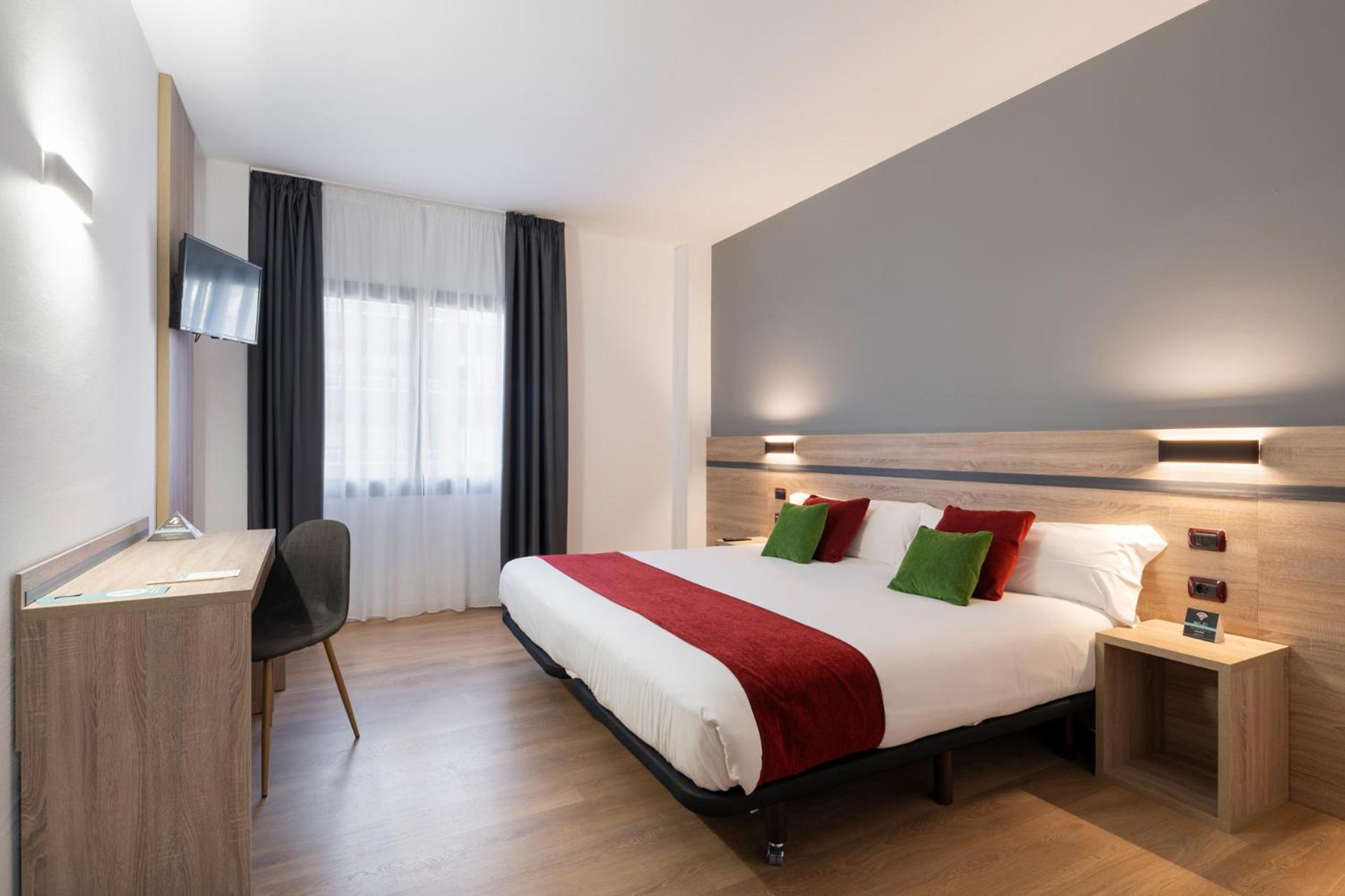 Hotel Alda Malvasia Haro Extérieur photo